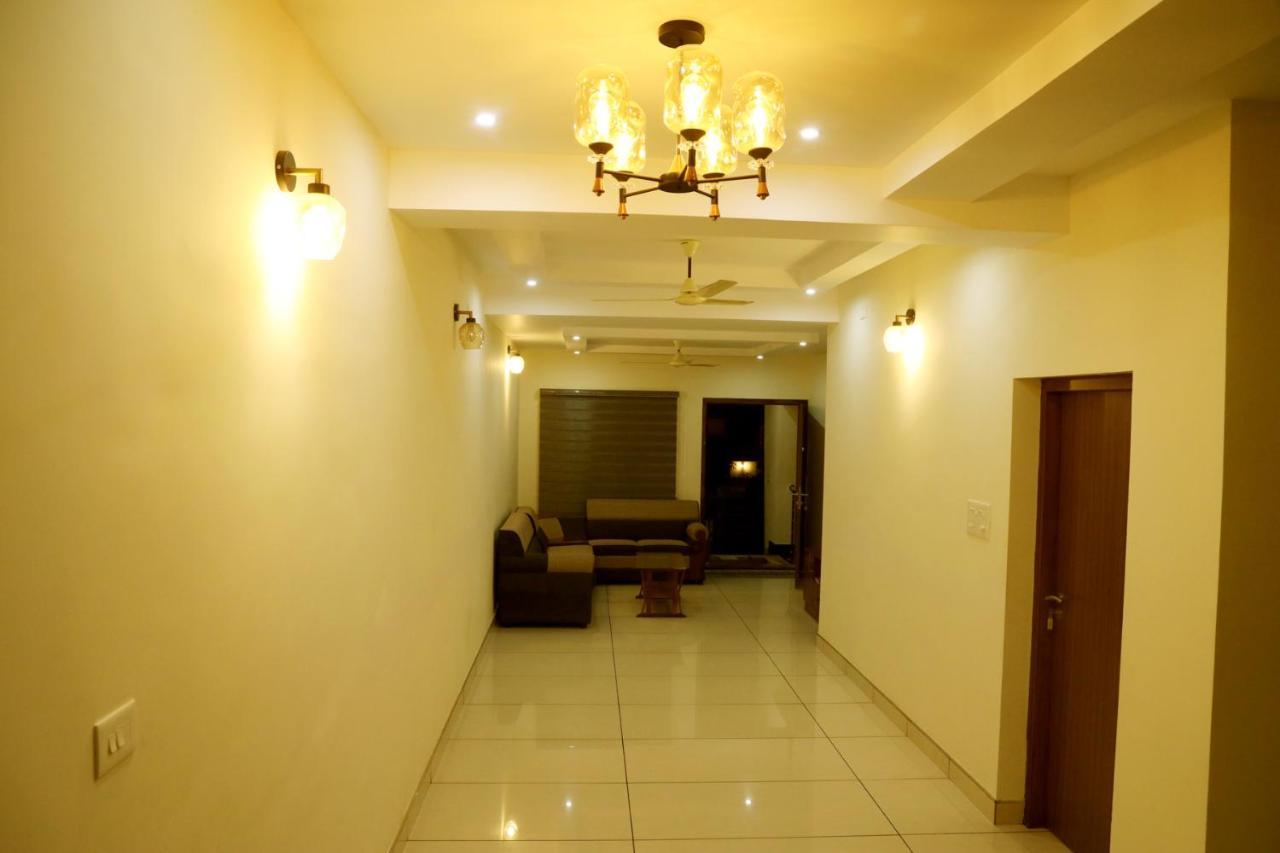 Clover Home ثيروفالّا المظهر الخارجي الصورة