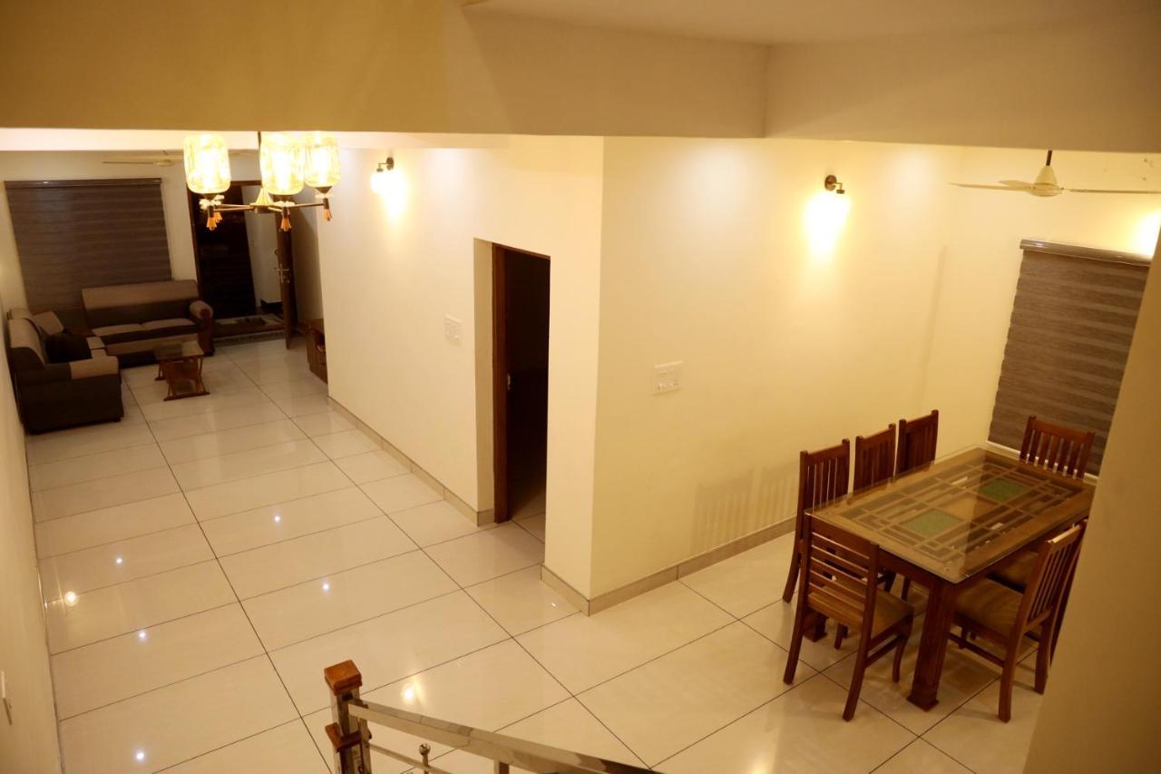 Clover Home ثيروفالّا المظهر الخارجي الصورة
